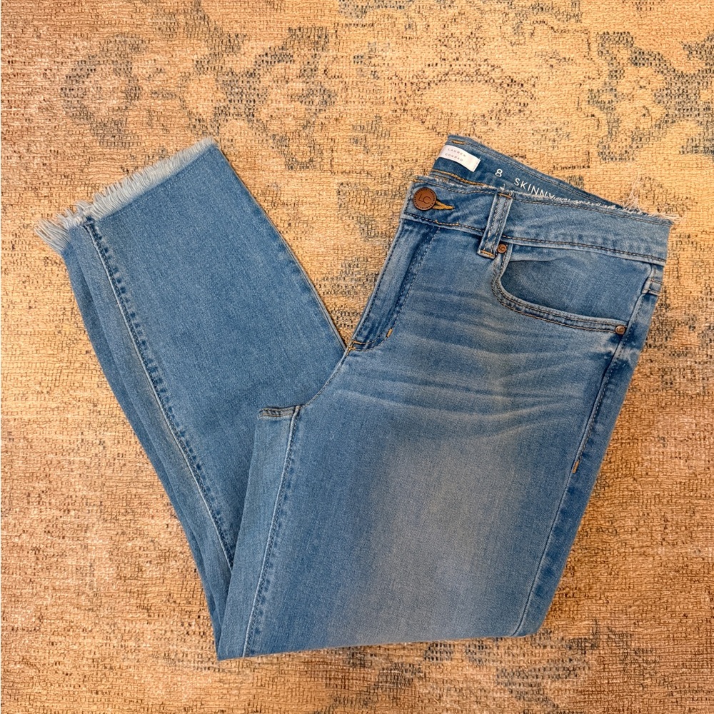 LC Lauren Conrad EUC Skinny Jeans Capri with Frayed Waist and Around Ankles - Picture 3 of 5